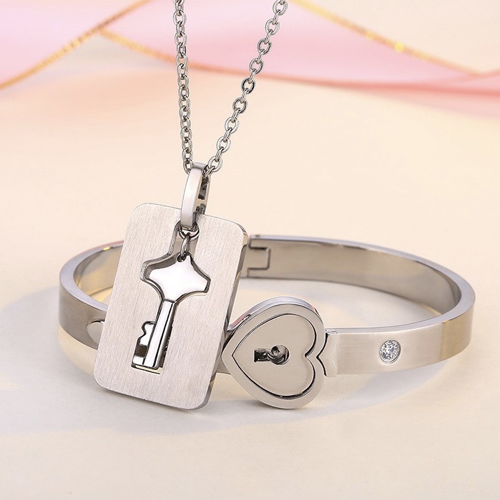 Couple Concentric Lock Bracelet &  Key Necklace