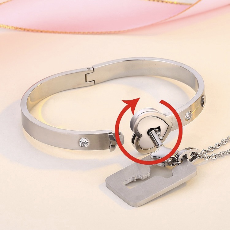 Couple Concentric Lock Bracelet &  Key Necklace